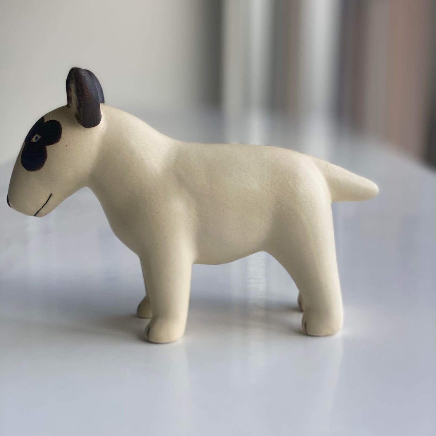 Lisa Larson Bullterrier