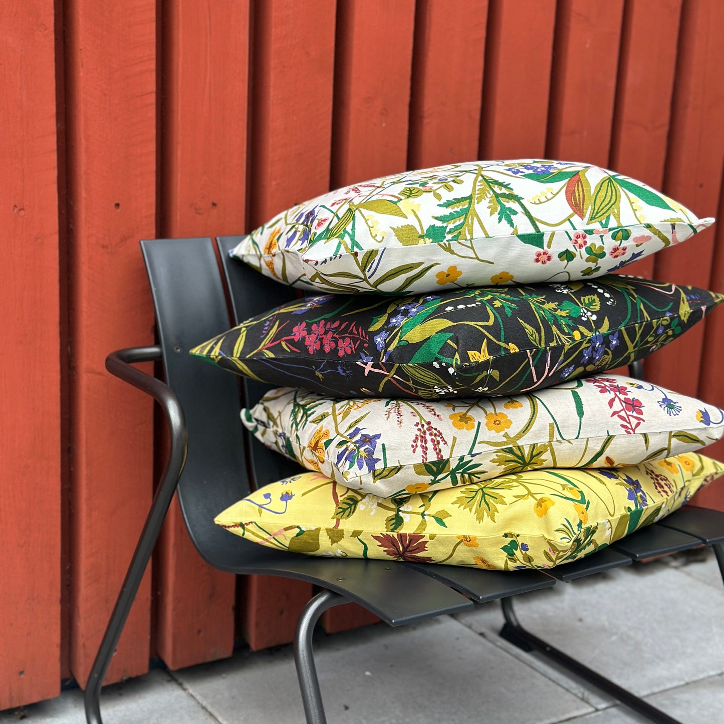 Kuddfodral Ros & Lilja