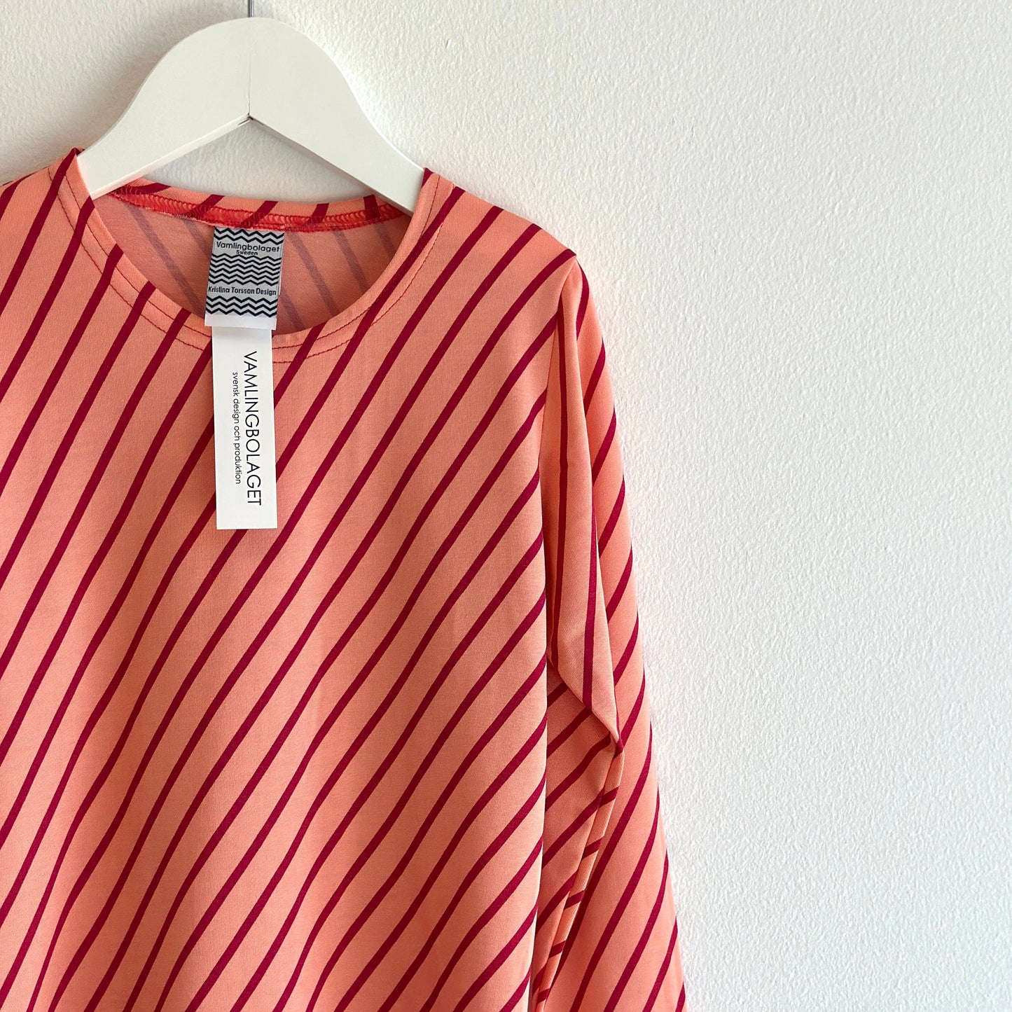 Kristina Torsson Tröja Barn Diagonal Röd Persika