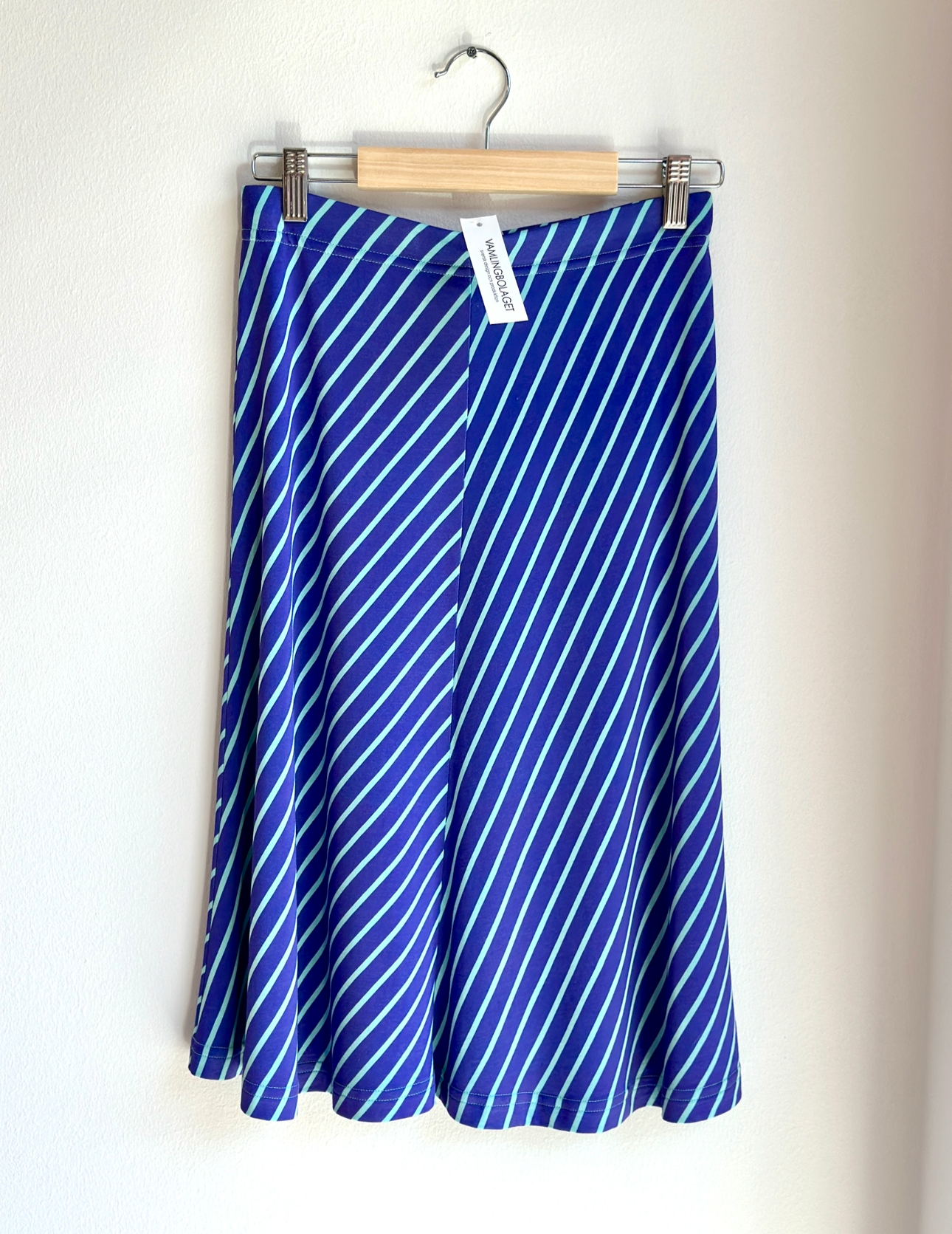 Kristina Torsson klockad kjol Diagonal